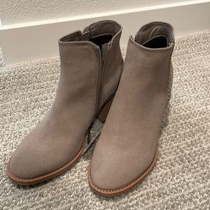Blondo Nina Waterproof Suede Bootie